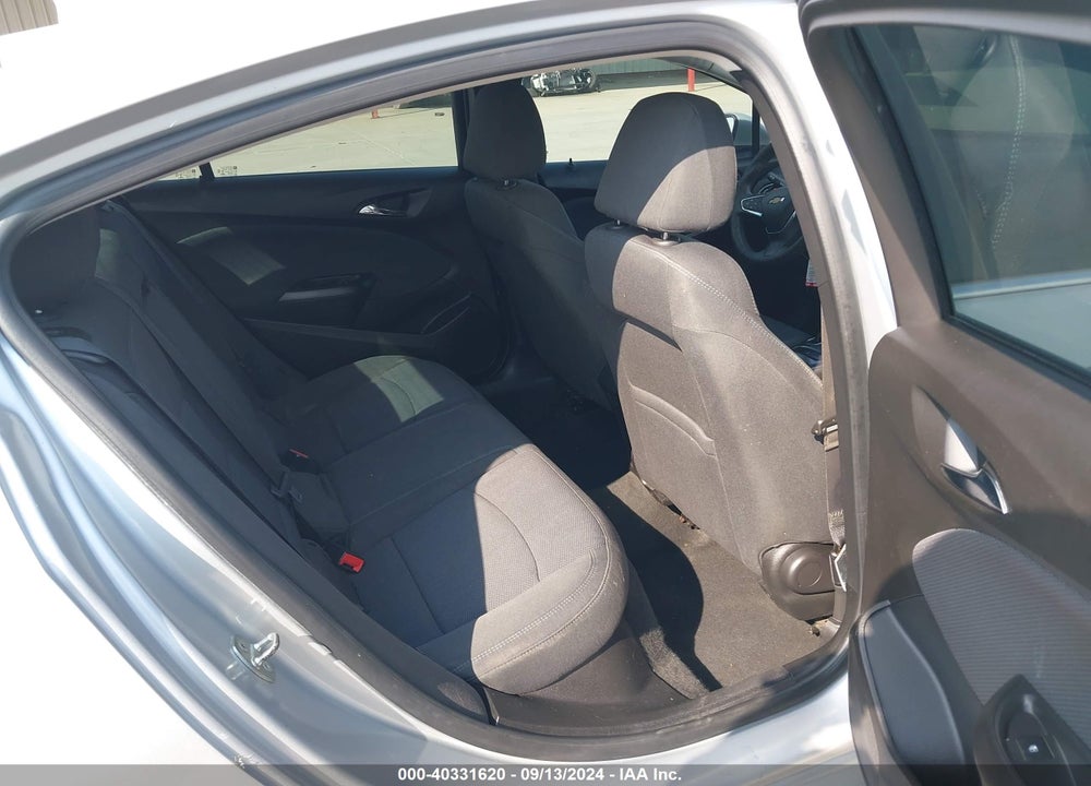 2018 CHEVROLET CRUZE LT AUTO VIN: 1G1BE5SM1J7203259