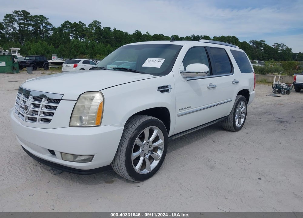 2010 CADILLAC ESCALADE PREMIUM VIN: 1GYUCCEF3AR108384