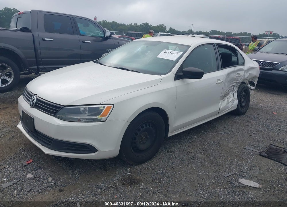 2013 VOLKSWAGEN JETTA 2.0L S VIN: 3VW2K7AJ1DM452896
