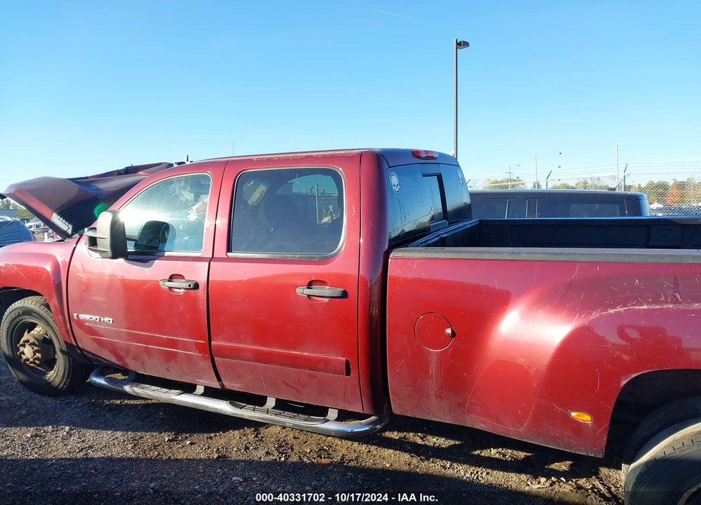2008 CHEVROLET SILVERADO 3500HD LT1 VIN: 1GCJK33688F160071
