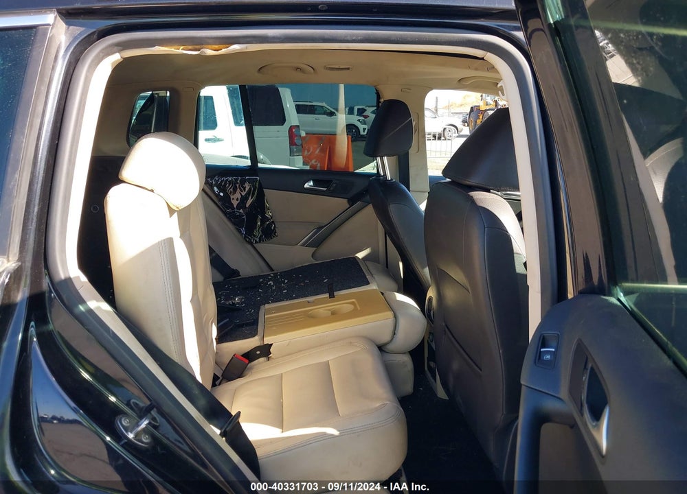2009 VOLKSWAGEN TIGUAN S/SE/SEL VIN: WVGAV75N19W003854