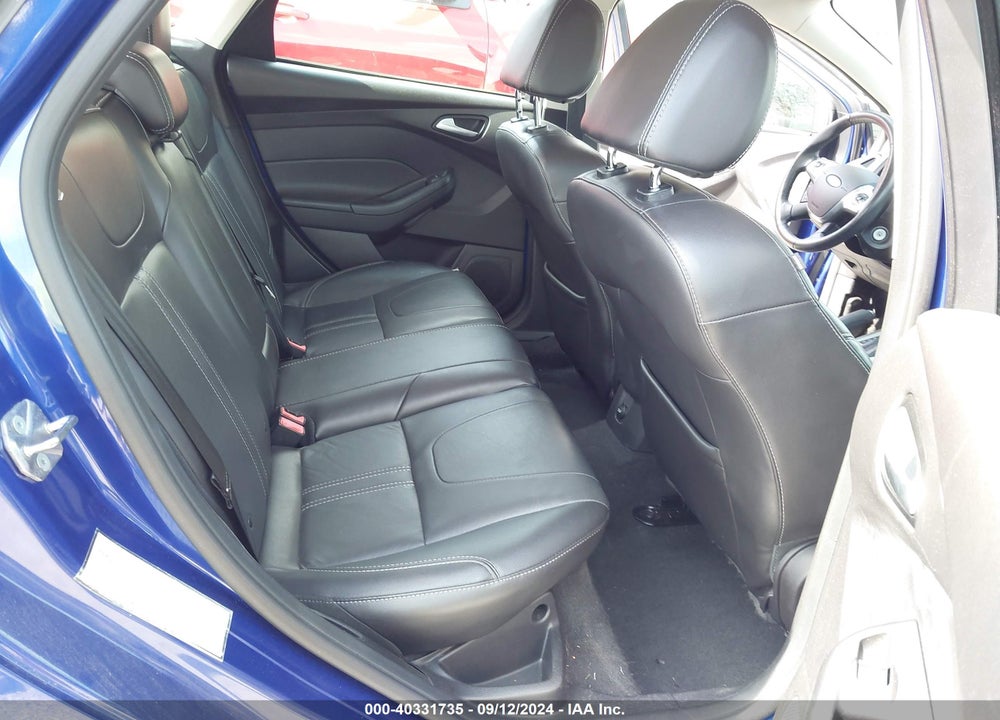 2014 FORD FOCUS SE VIN: 1FADP3K27EL415051