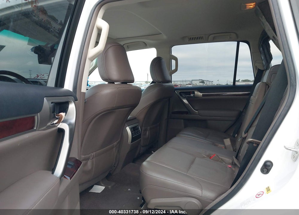 2011 LEXUS 460 VIN: JTJBM7FX0B5023503