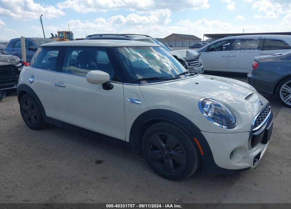 2021 MINI HARDTOP COOPER S VIN: WMWXR5C07M2N99919