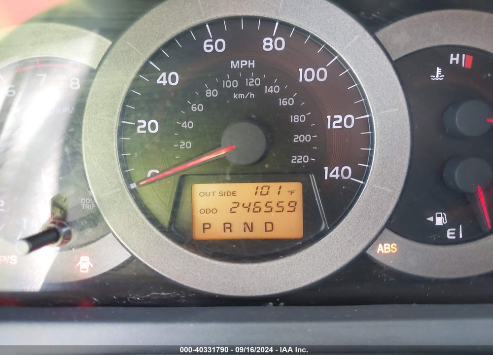 2007 TOYOTA RAV4 VIN: JTMZD33V176039997