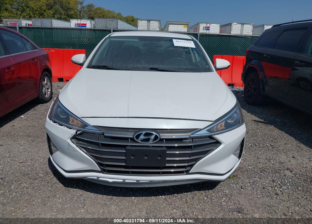 2019 HYUNDAI ELANTRA SE VIN: 5NPD74LF6KH415785