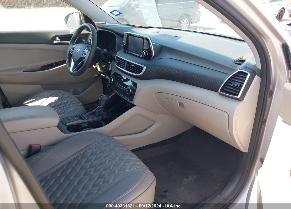 2020 HYUNDAI TUCSON SE VIN: KM8J23A49LU102391