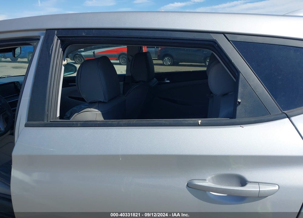 2020 HYUNDAI TUCSON SE VIN: KM8J23A49LU102391