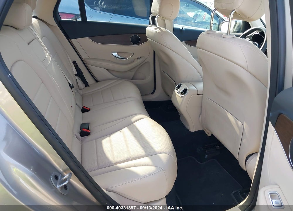 2021 MERCEDES-BENZ GLC 300 SUV VIN: W1N0G8DB1MV324825