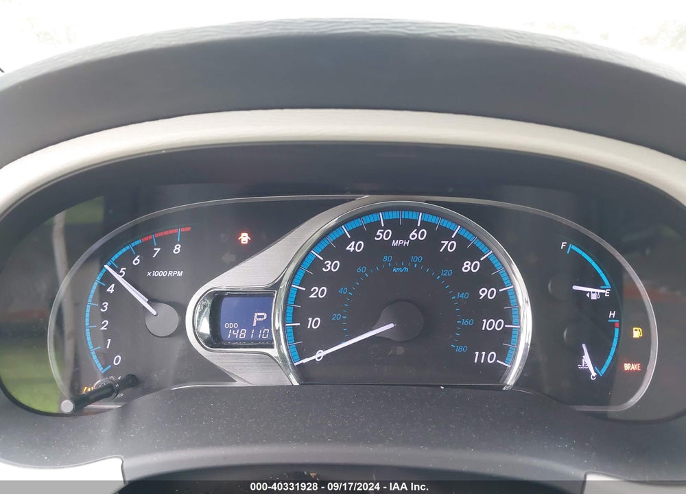 2013 TOYOTA SIENNA XLE V6 8 PASSENGER VIN: 5TDYK3DC7DS319627