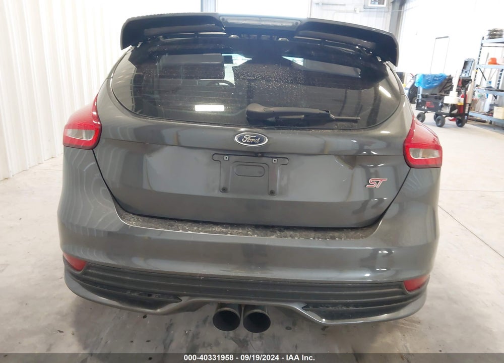 2017 FORD FOCUS ST VIN: 1FADP3L98HL266665