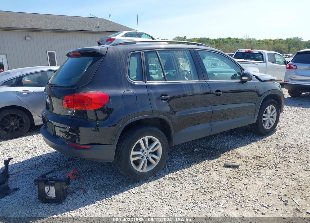 2017 VOLKSWAGEN TIGUAN 2.0T S VIN: WVGBV7AX7HW512339