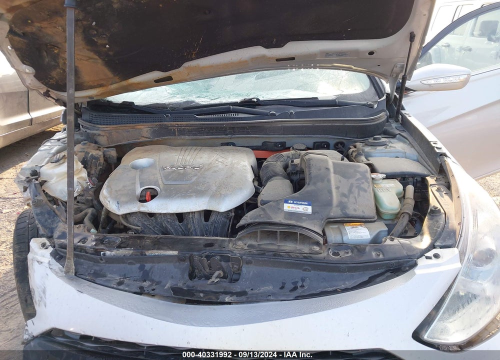 2015 HYUNDAI SONATA HYBRID LIMITED VIN: KMHEC4A41FA130275