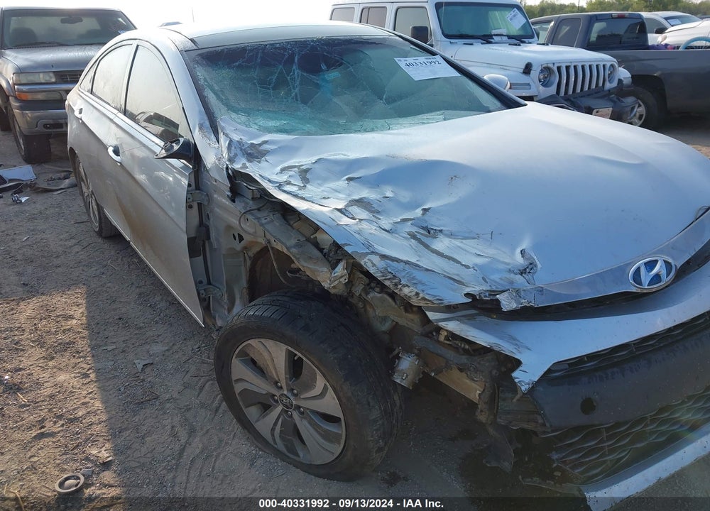 2015 HYUNDAI SONATA HYBRID LIMITED VIN: KMHEC4A41FA130275