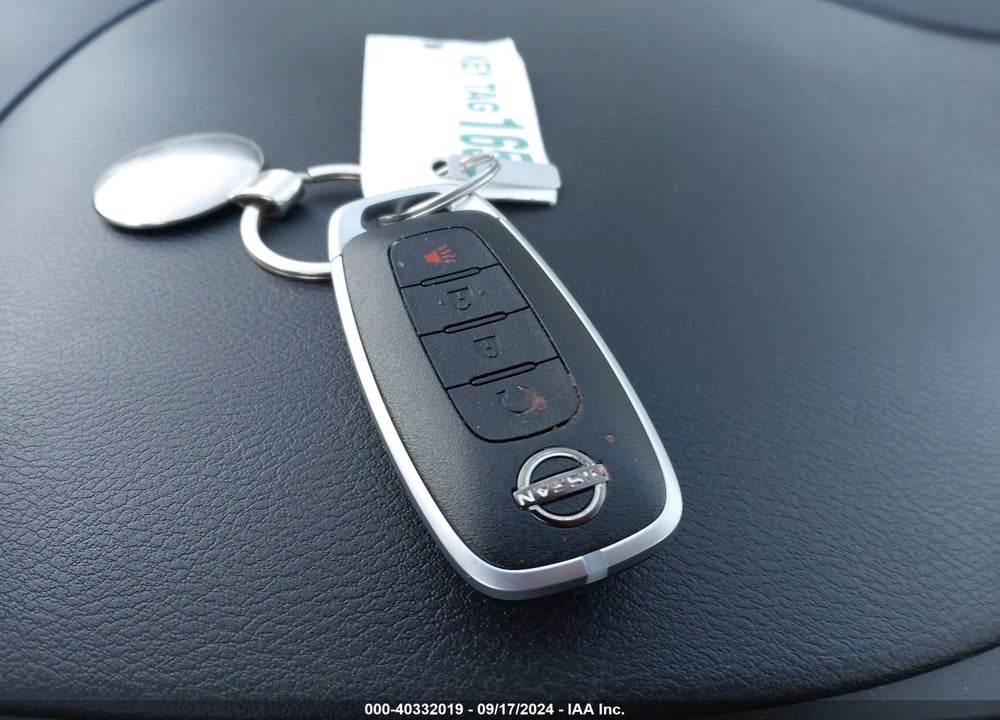 2024 NISSAN KICKS SR XTRONIC CVT VIN: 3N1CP5DV1RL529889