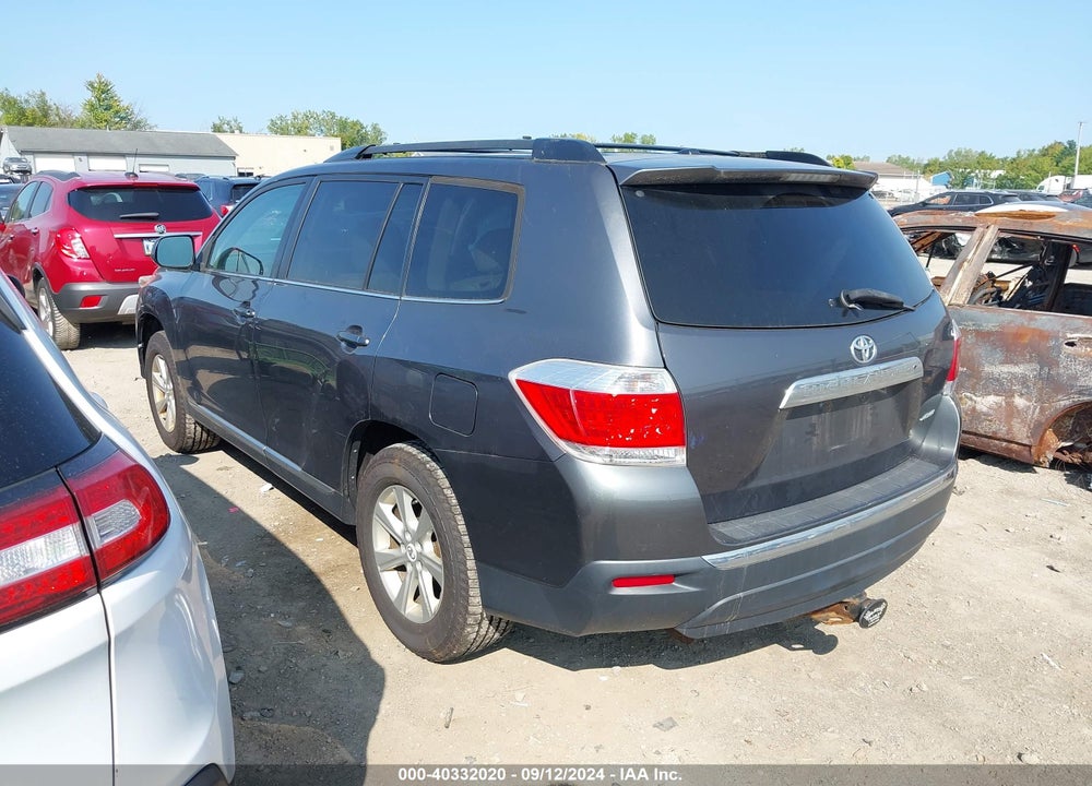 2011 TOYOTA HIGHLANDER SE V6 VIN: 5TDBK3EHXBS086498