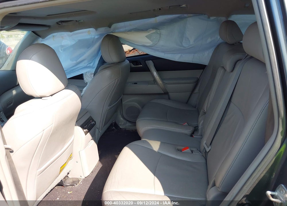 2011 TOYOTA HIGHLANDER SE V6 VIN: 5TDBK3EHXBS086498