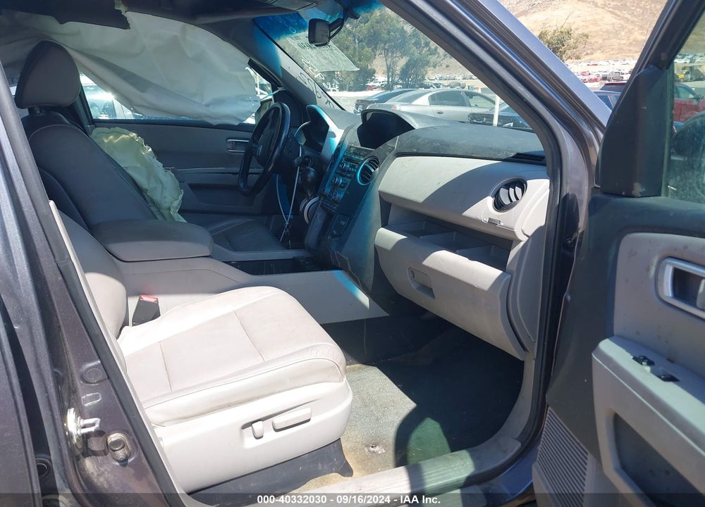 2014 HONDA PILOT EX-L VIN: 5FNYF3H57EB006955