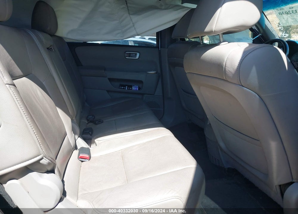 2014 HONDA PILOT EX-L VIN: 5FNYF3H57EB006955