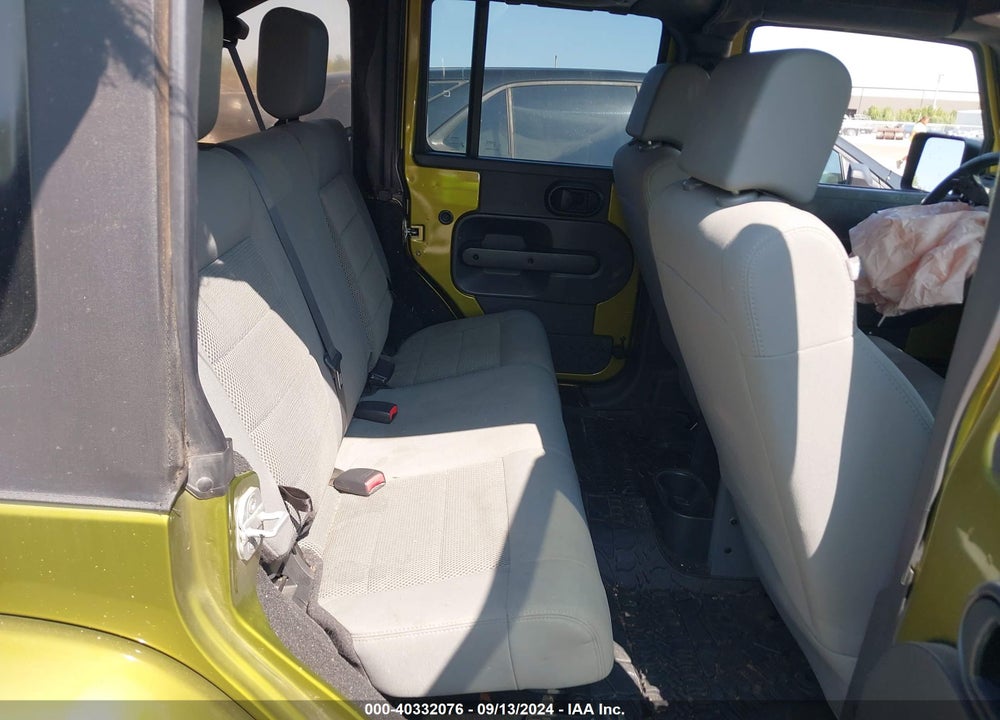 2008 JEEP WRANGLER UNLIMITED SAHARA VIN: 1J4GA59138L594009