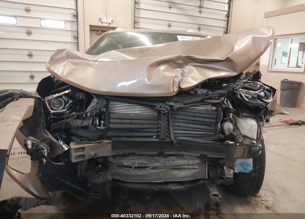 2018 CHEVROLET EQUINOX LT VIN: 2GNAXSEV7J6162577