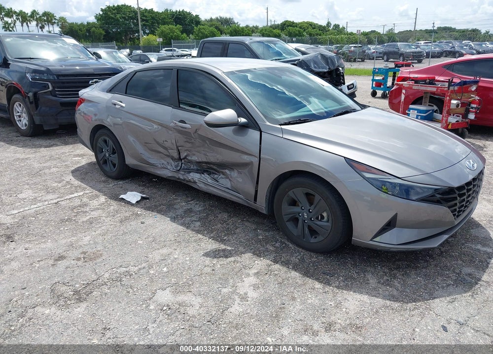 2022 HYUNDAI ELANTRA SEL VIN: KMHLM4AG7NU305771