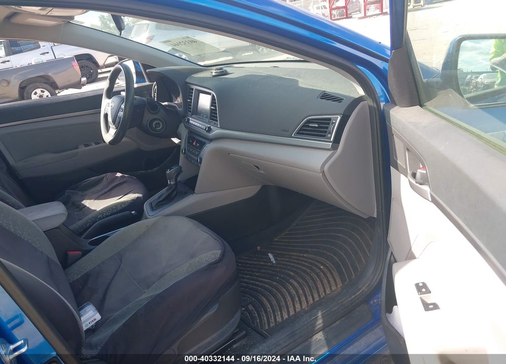2018 HYUNDAI ELANTRA SEL VIN: 5NPD84LF5JH268788