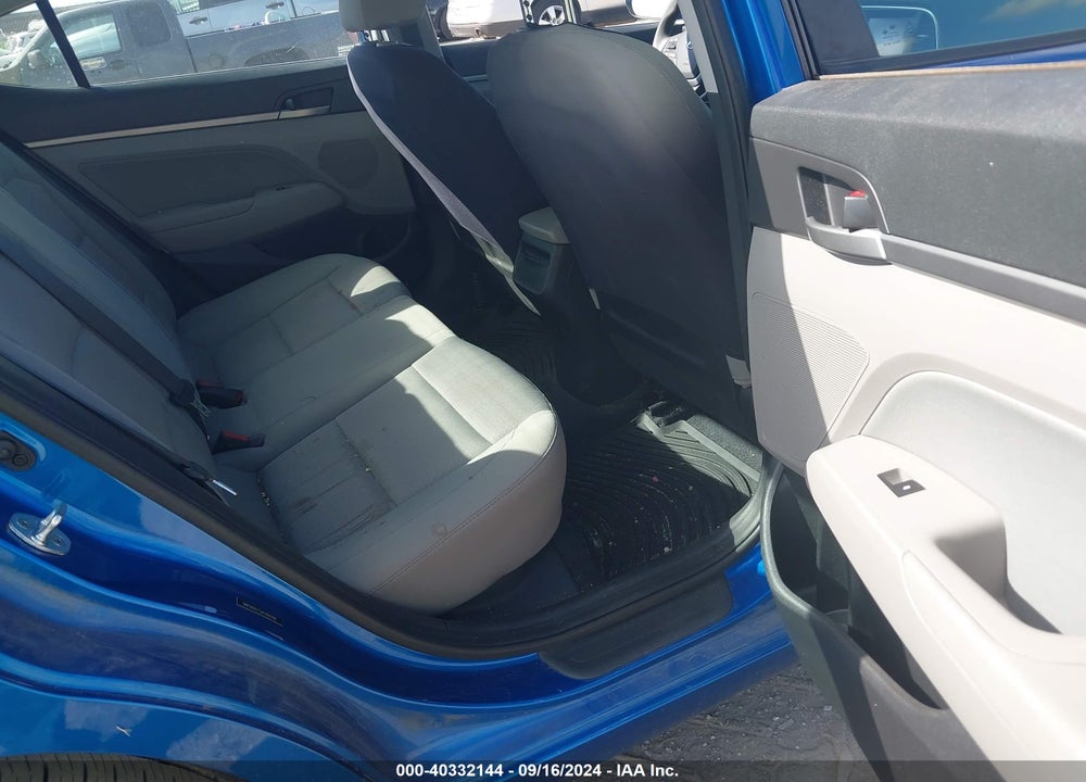 2018 HYUNDAI ELANTRA SEL VIN: 5NPD84LF5JH268788