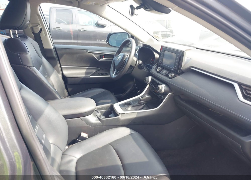 2020 TOYOTA RAV4 XLE PREMIUM VIN: 2T3A1RFV7LW128177
