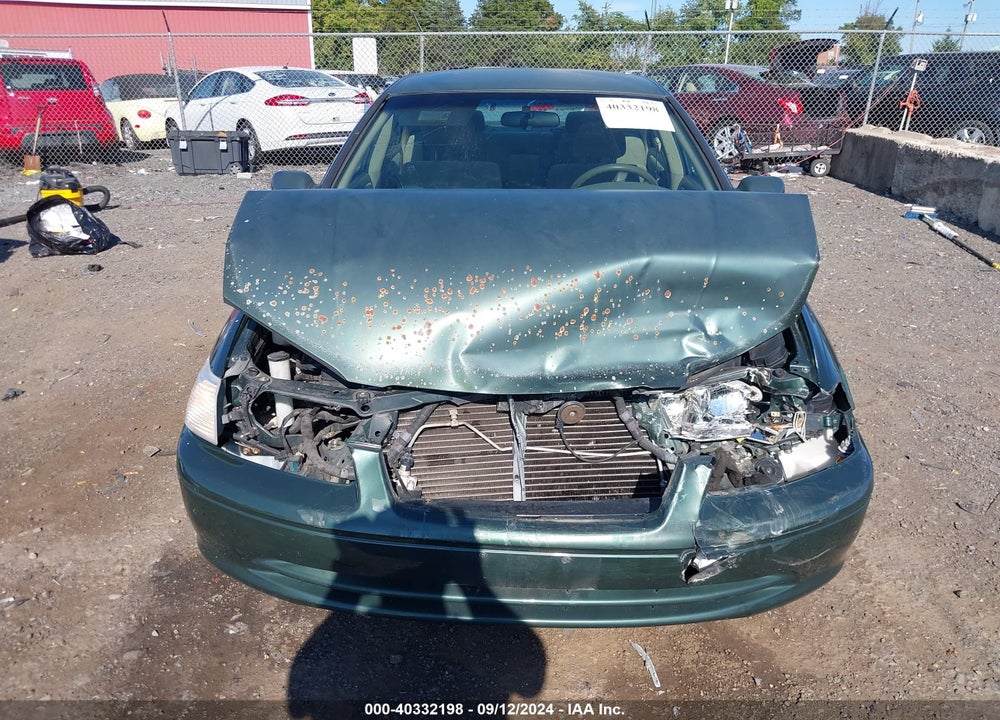 2000 TOYOTA CAMRY LE VIN: JT2BG22K4Y0480806