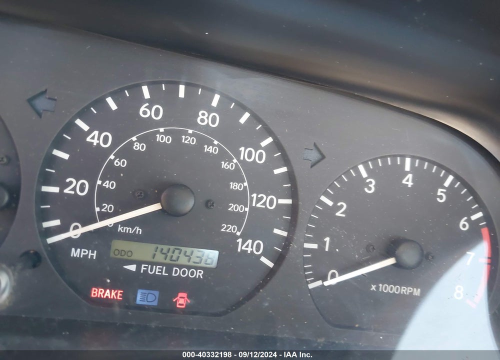 2000 TOYOTA CAMRY LE VIN: JT2BG22K4Y0480806
