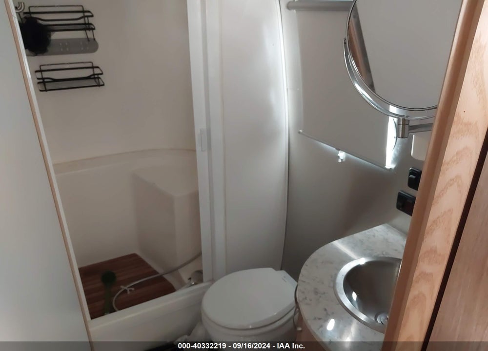 2018 AIRSTREAM FLYING CLOUD VIN: 1STC9YP29JJ540503