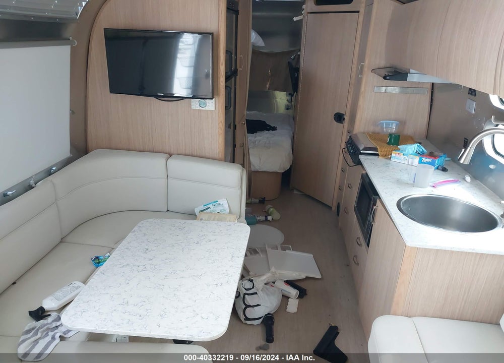 2018 AIRSTREAM FLYING CLOUD VIN: 1STC9YP29JJ540503
