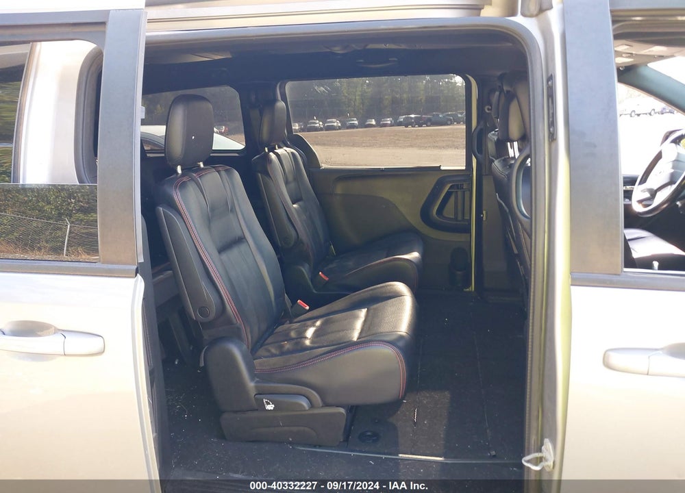 2018 DODGE GRAND CARAVAN GT VIN: 2C4RDGEGXJR242263