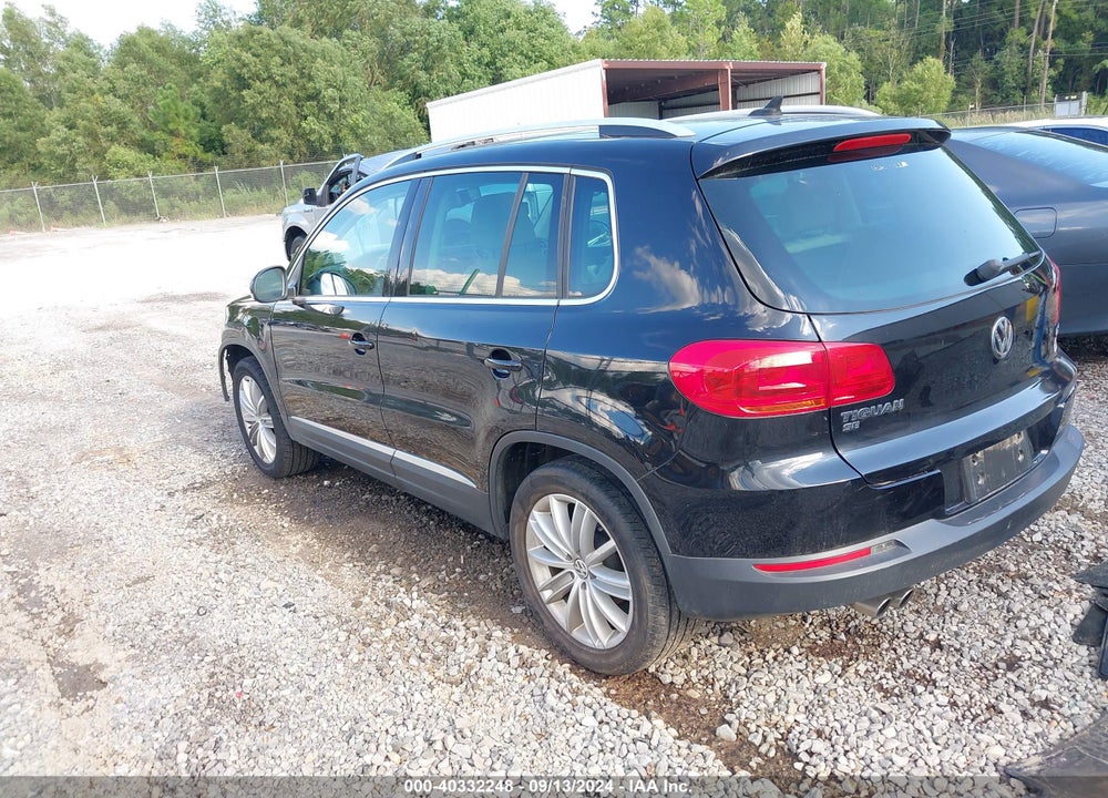 2016 VOLKSWAGEN TIGUAN SE VIN: WVGAV7AX7GW523786