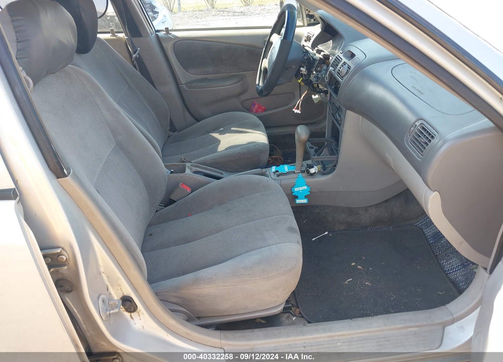 2001 TOYOTA COROLLA CE VIN: 2T1BR12E11C413498