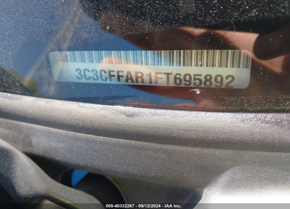 2015 FIAT 500 POP VIN: 3C3CFFAR1FT695892