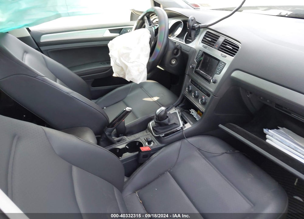 2015 VOLKSWAGEN GOLF TSI S 4-DOOR VIN: 3VW217AU7FM037114