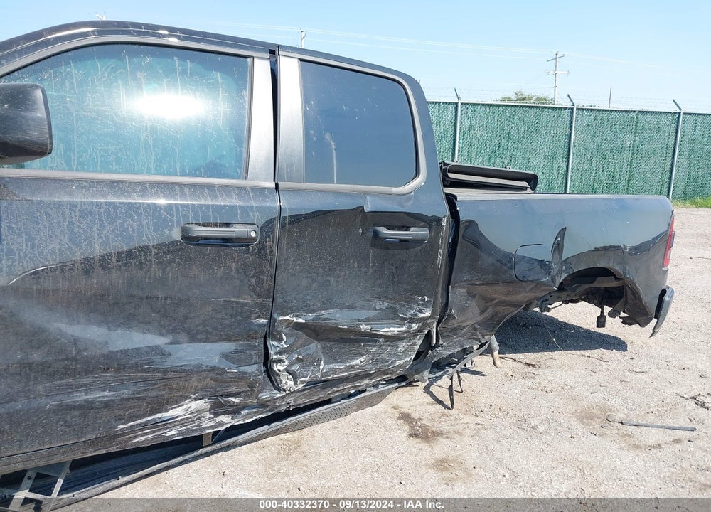 2023 RAM 1500 TRADESMAN QUAD CAB 4X4 6'4 BOX VIN: 1C6RRFCGXPN570617