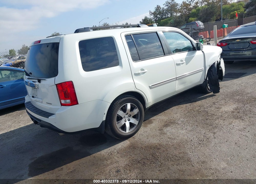 2012 HONDA PILOT TOURING VIN: 5FNYF3H95CB040070