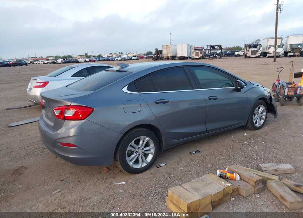 2019 CHEVROLET CRUZE LT VIN: 1G1BE5SM7K7139407