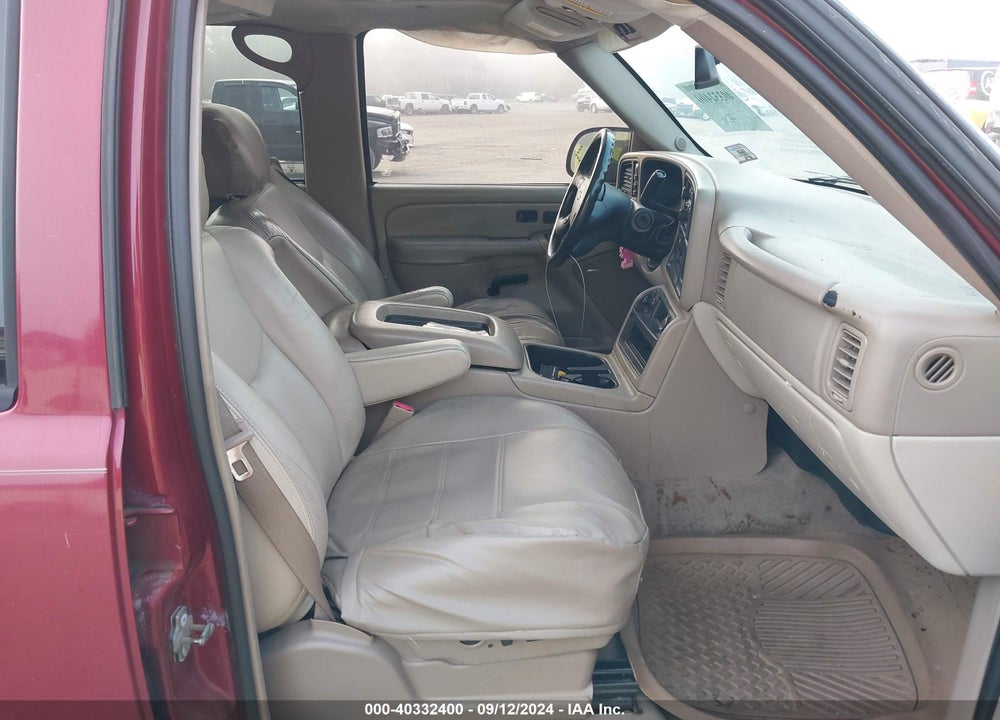 2004 CHEVROLET TAHOE LT VIN: 1GNEK13Z64J240967