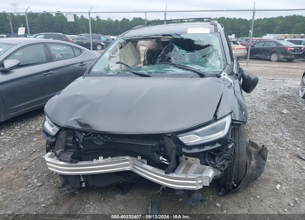 2022 CHRYSLER PACIFICA TOURING L VIN: 2C4RC1BG4NR112361
