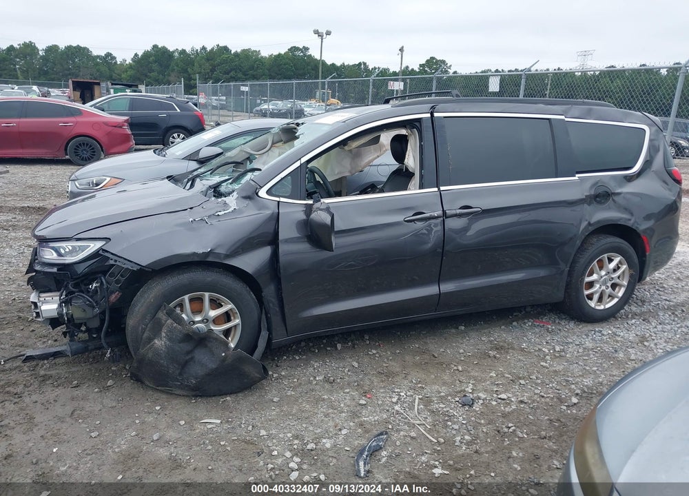 2022 CHRYSLER PACIFICA TOURING L VIN: 2C4RC1BG4NR112361