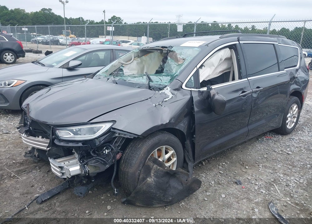 2022 CHRYSLER PACIFICA TOURING L VIN: 2C4RC1BG4NR112361