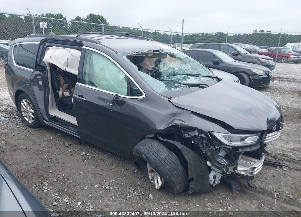 2022 CHRYSLER PACIFICA TOURING L VIN: 2C4RC1BG4NR112361