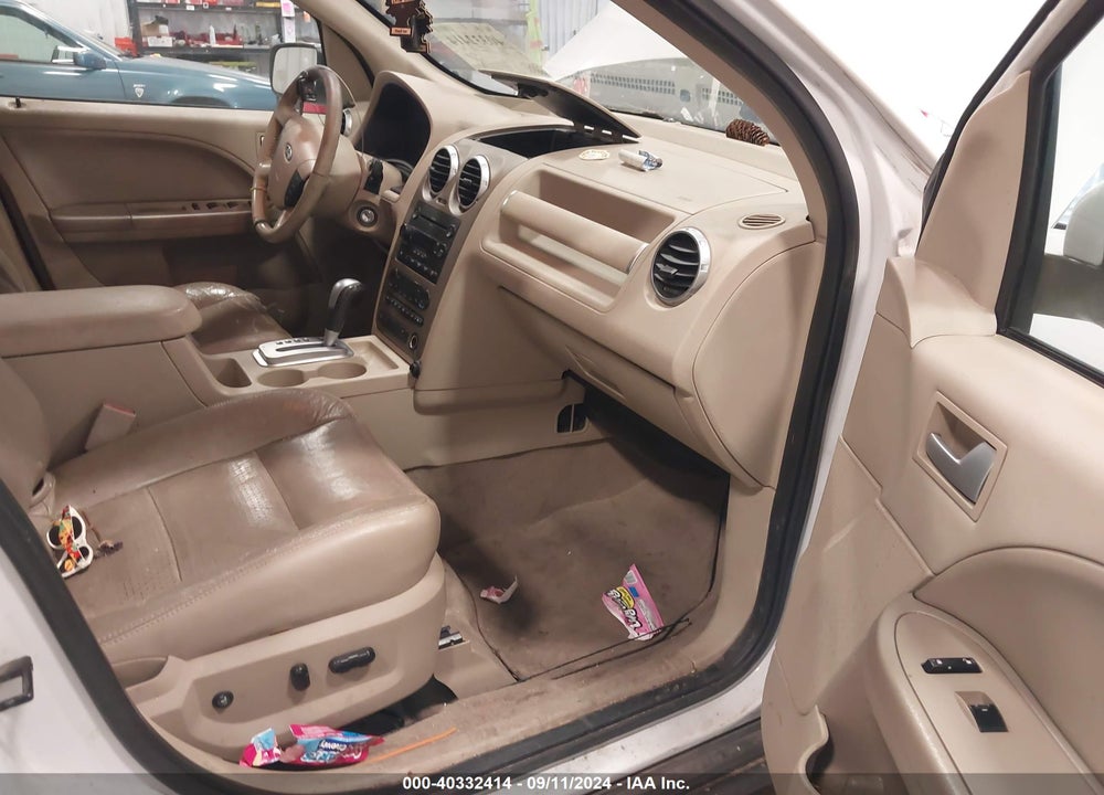 2006 FORD FREESTYLE SEL VIN: 1FMZK02156GA35197