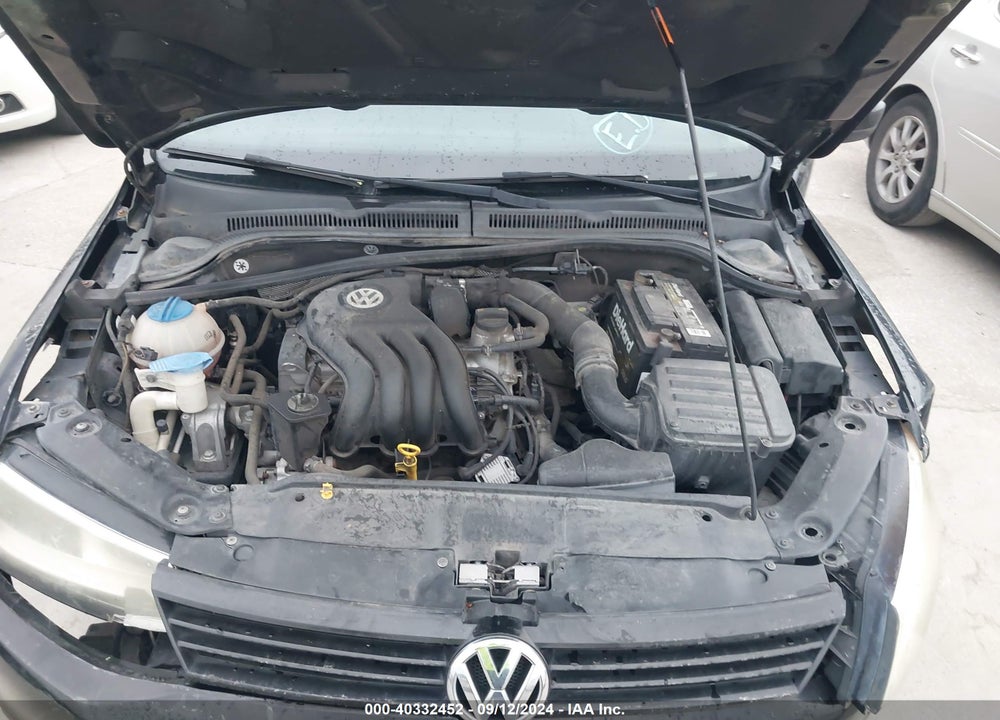 2014 VOLKSWAGEN JETTA 2.0L S VIN: 3VW1K7AJ8EM352016