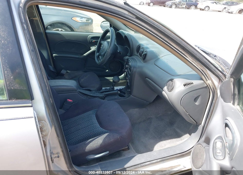 2004 PONTIAC GRAND AM SE VIN: 1G2NE52F44M520291