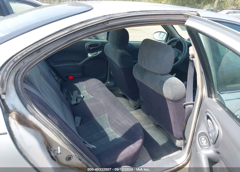 2004 PONTIAC GRAND AM SE VIN: 1G2NE52F44M520291